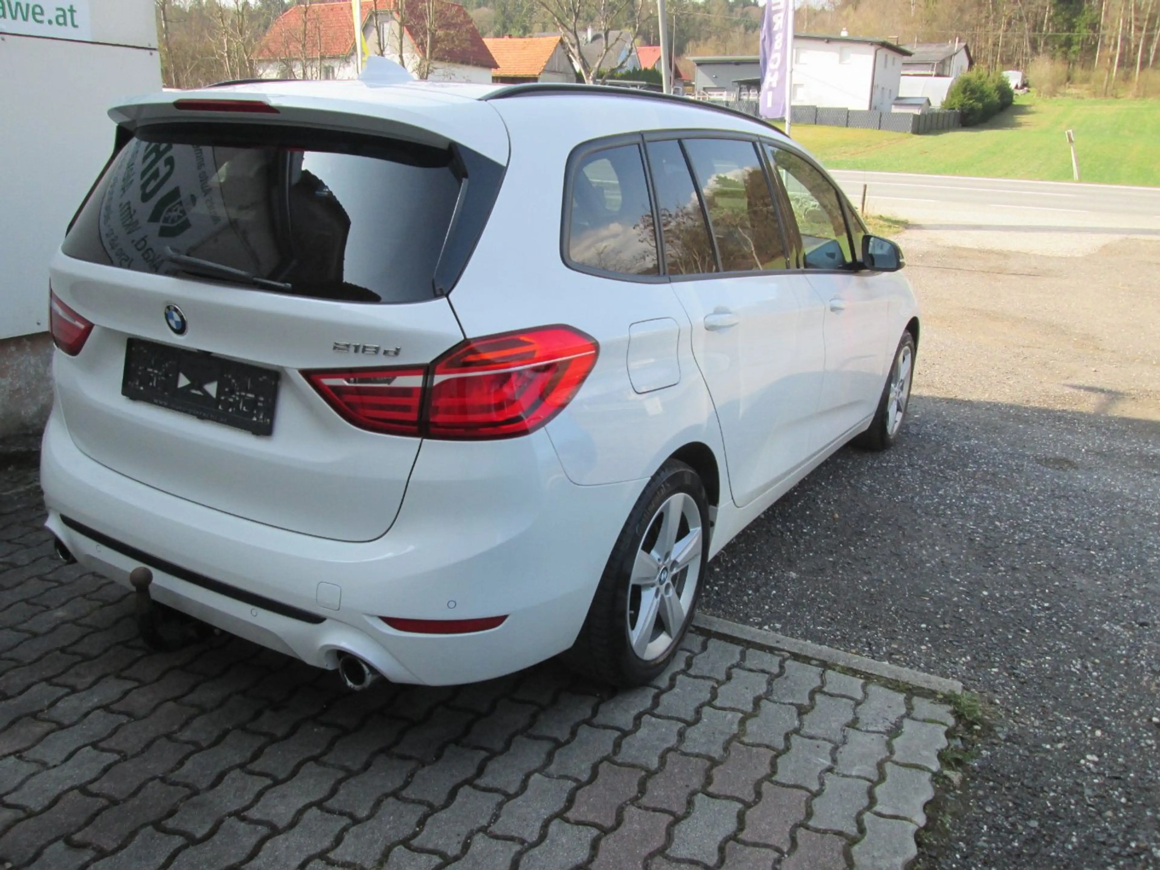 BMW 218 Gran Tourer - 218d Sport Line — photo 5