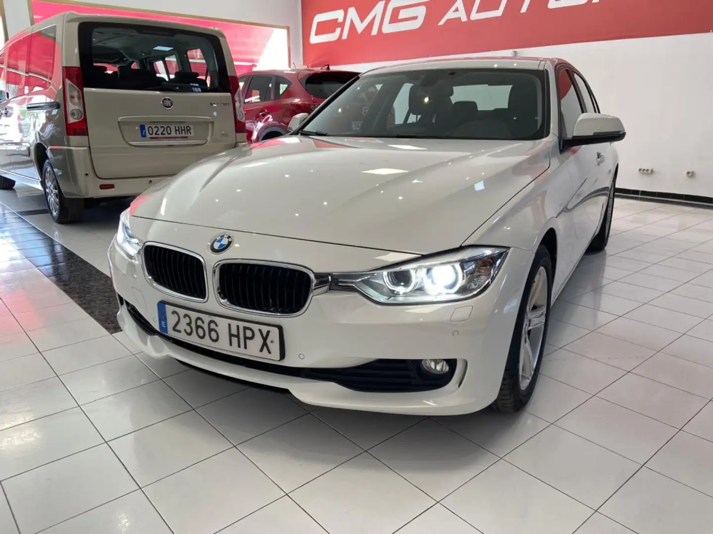 BMW 320 320d Essential Edition Blanco - 2