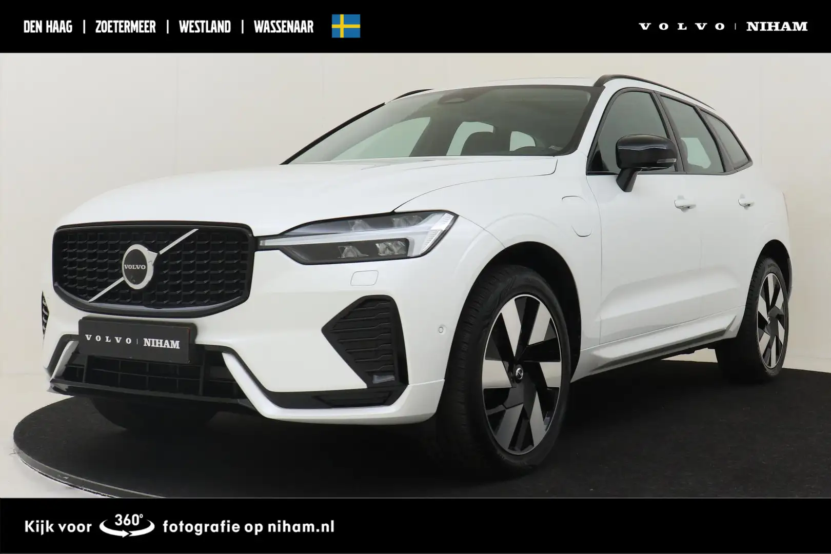Volvo XC60 T6 PLUG-IN HYBRID AWD ULTIMATE DARK -PANO.DAK|HARM Wit - 1