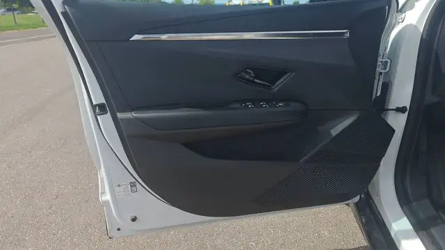 Renault Megane view 7
