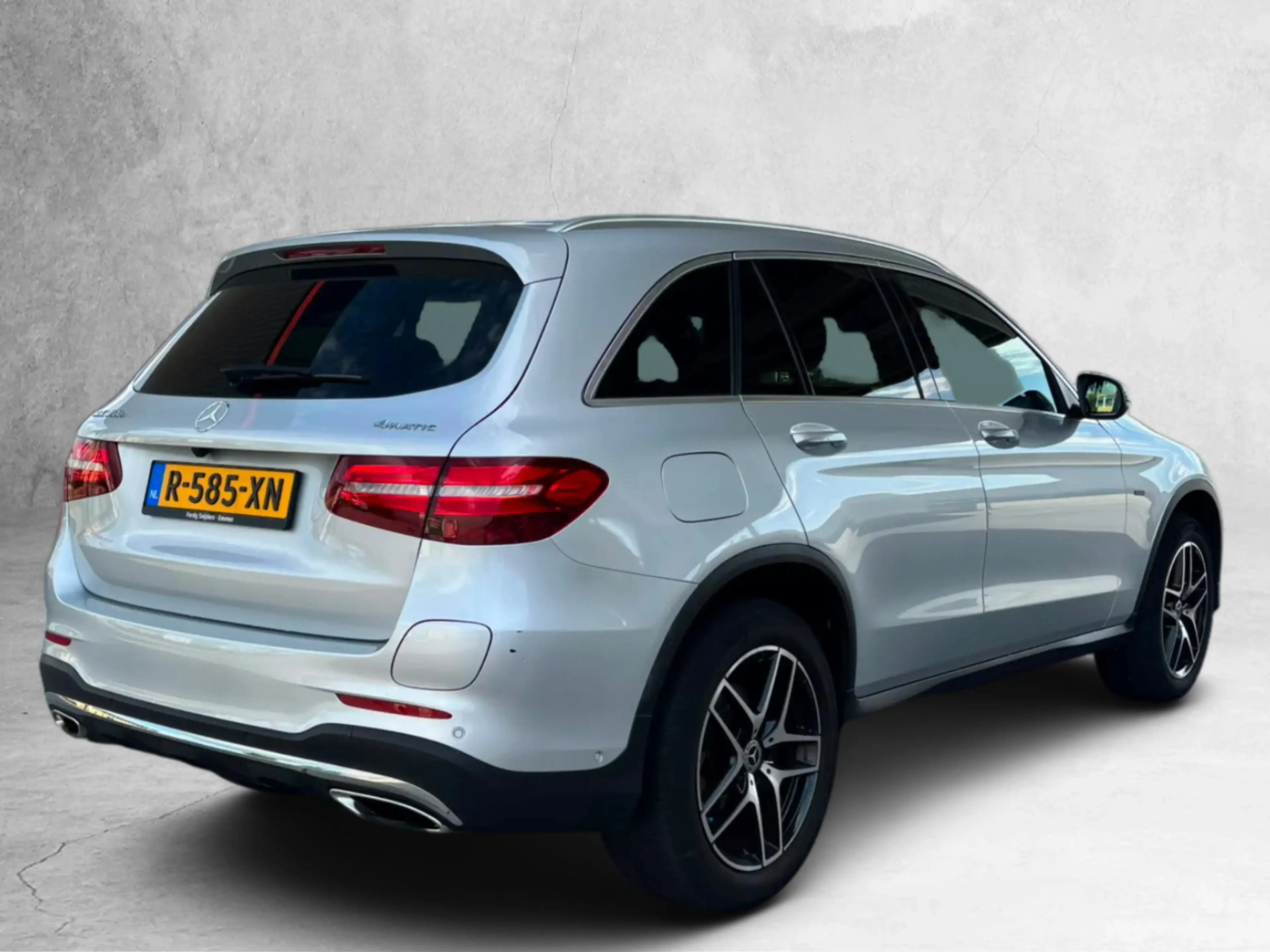 Mercedes-Benz GLC 350 350e AMG 4MATIC(Dealer OndH, Burmester, Head-up, N — photo 15