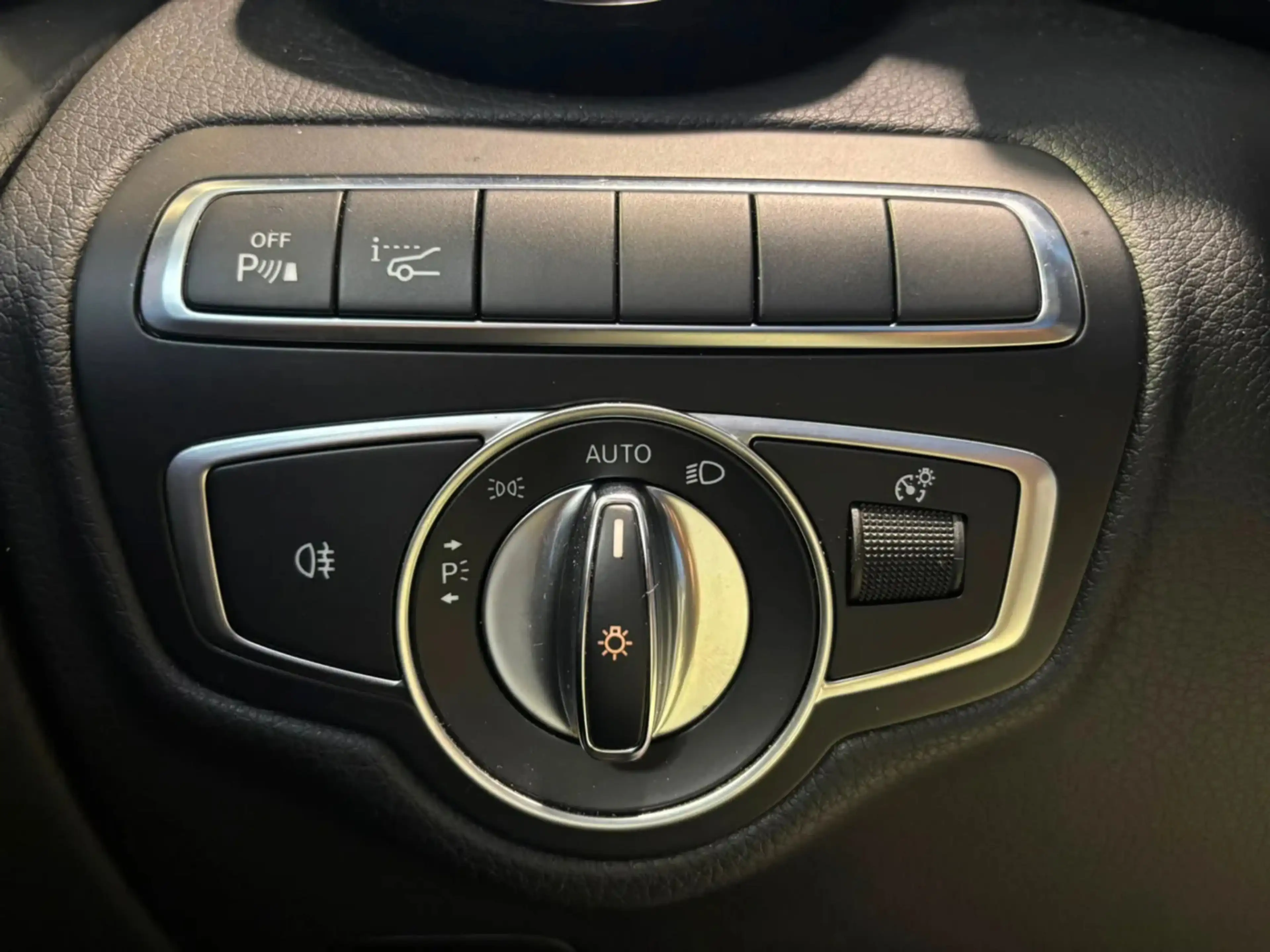 Mercedes-Benz GLC 350 350e AMG 4MATIC(Dealer OndH, Burmester, Head-up, N — photo 11
