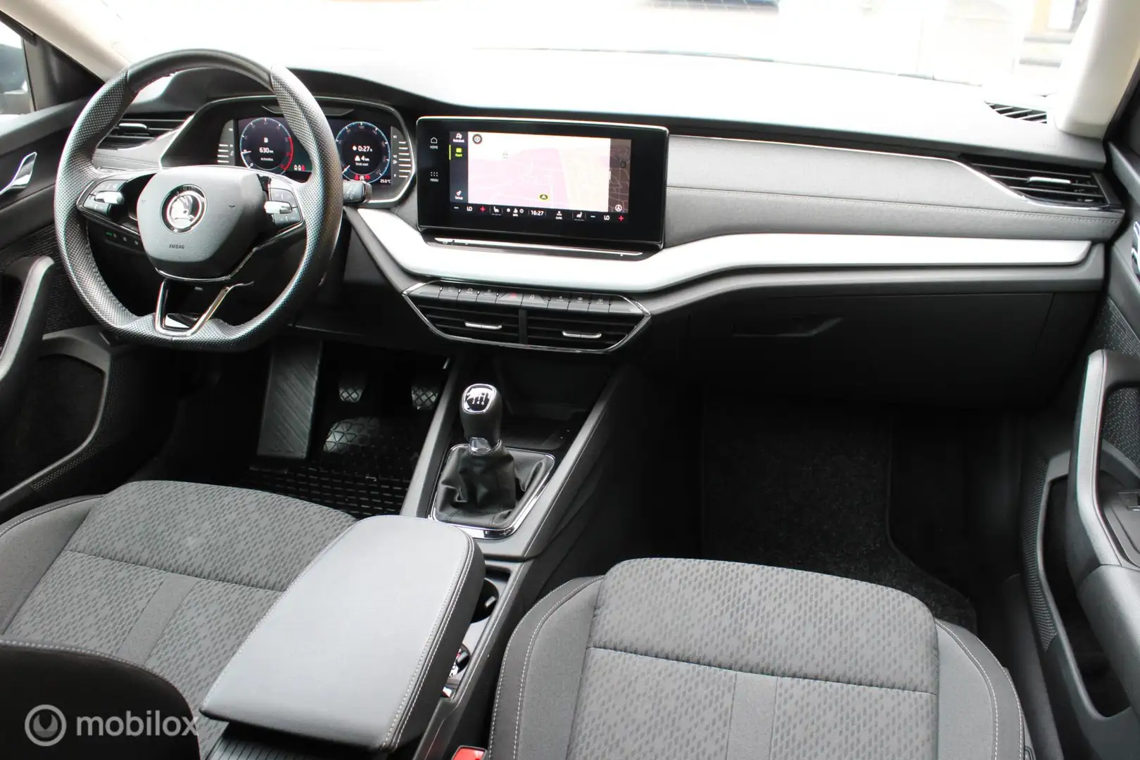 Skoda Octavia Combi 1.0 TSI Business Edition Plus, Stuur + stoel Grijs - 2