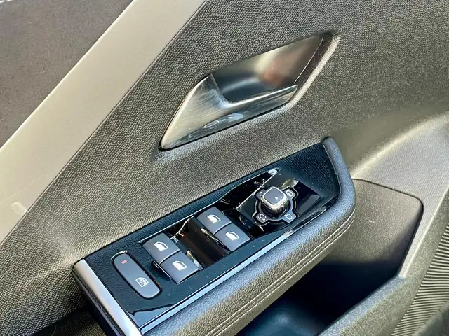 Opel Astra view 14