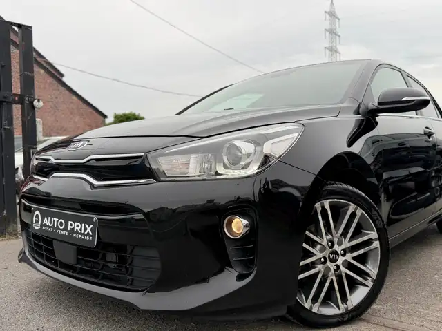 Kia Rio view 12