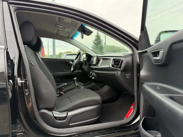 Kia Rio view 10