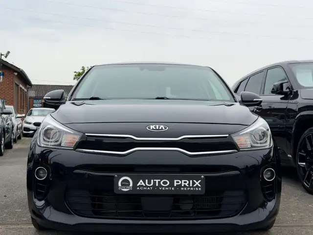 Kia Rio view 3