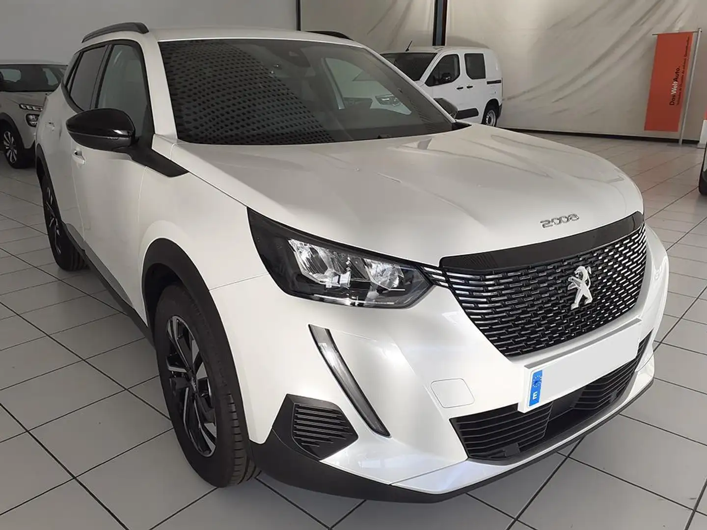 Peugeot 2008 1.2 PureTech S&S Allure Pack 100 - 1