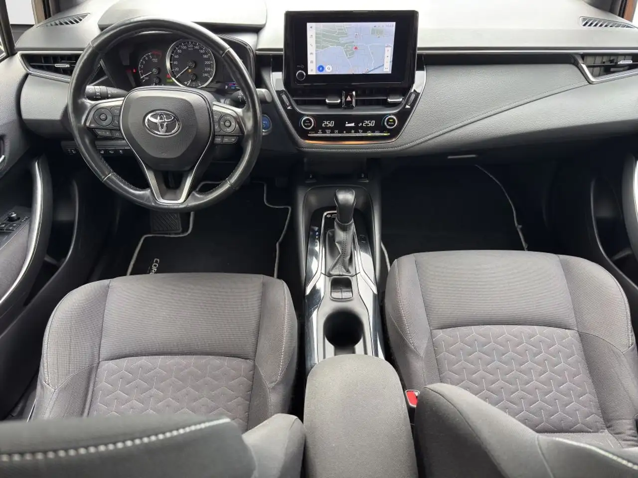Toyota Corolla Citadine 5 portes — photo 13 sur 17
