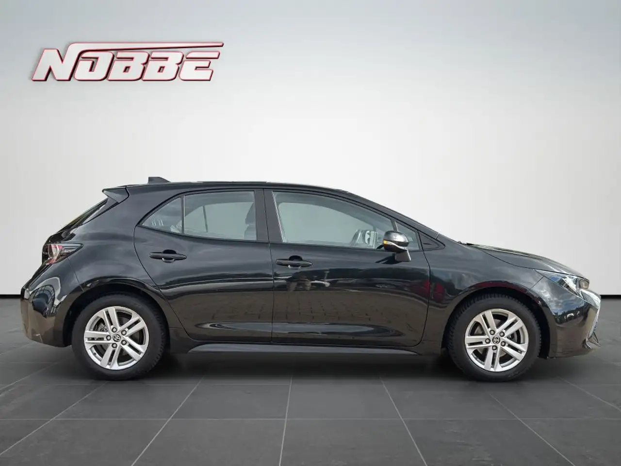 Toyota Corolla Citadine 5 portes — photo 6 sur 17