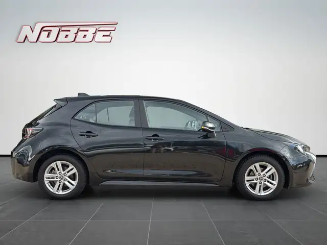Toyota Corolla view 6