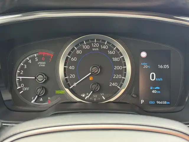 Toyota Corolla view 11