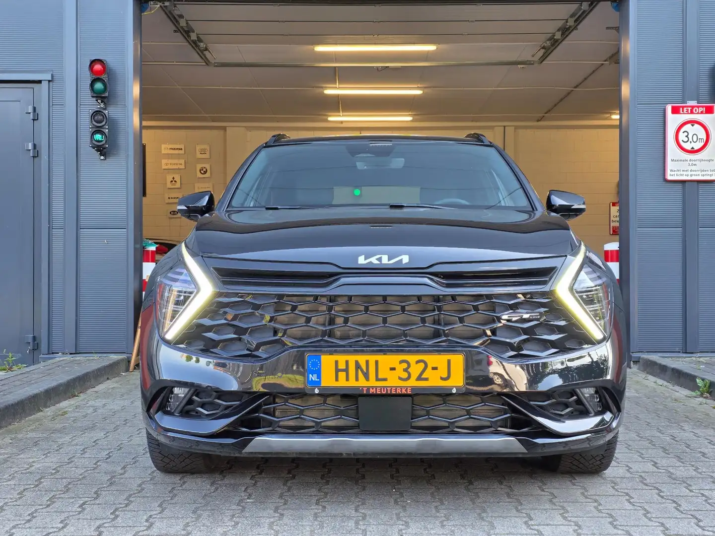 Kia Sportage 1.6 T-GDi Hybrid GT-Line / ACC / KEYLESS / CARPLAY Negro - 2
