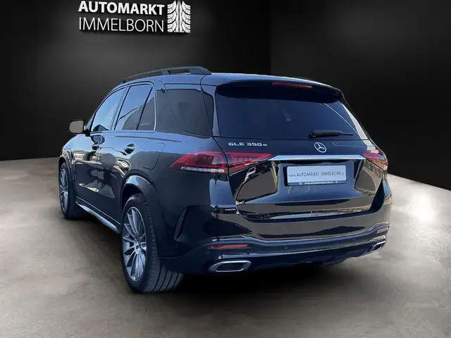 Mercedes-Benz Gle Class view 4