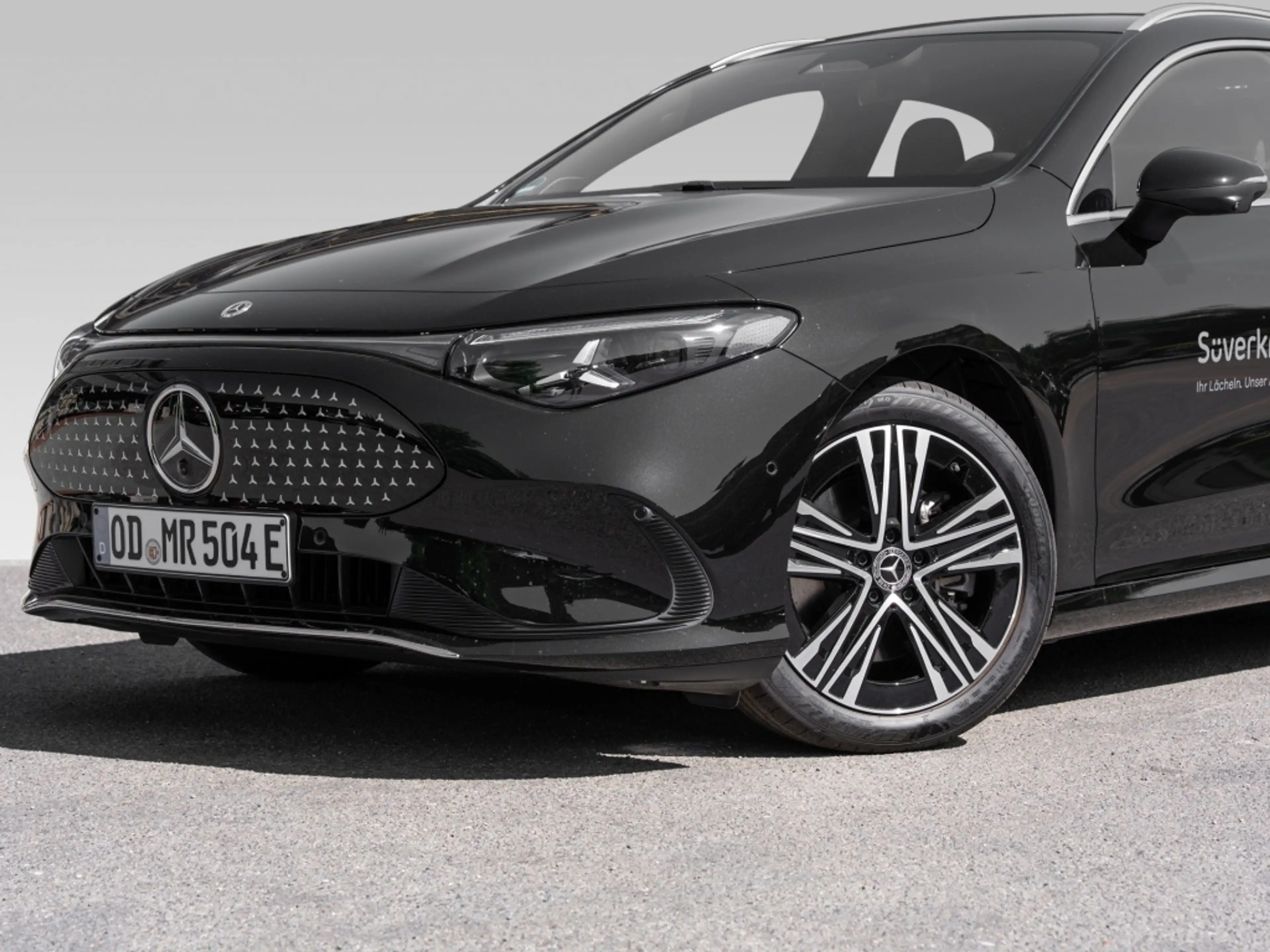 Mercedes-Benz CLA 250 + Shooting Brake mit EQ Technologie MEMO — photo 5