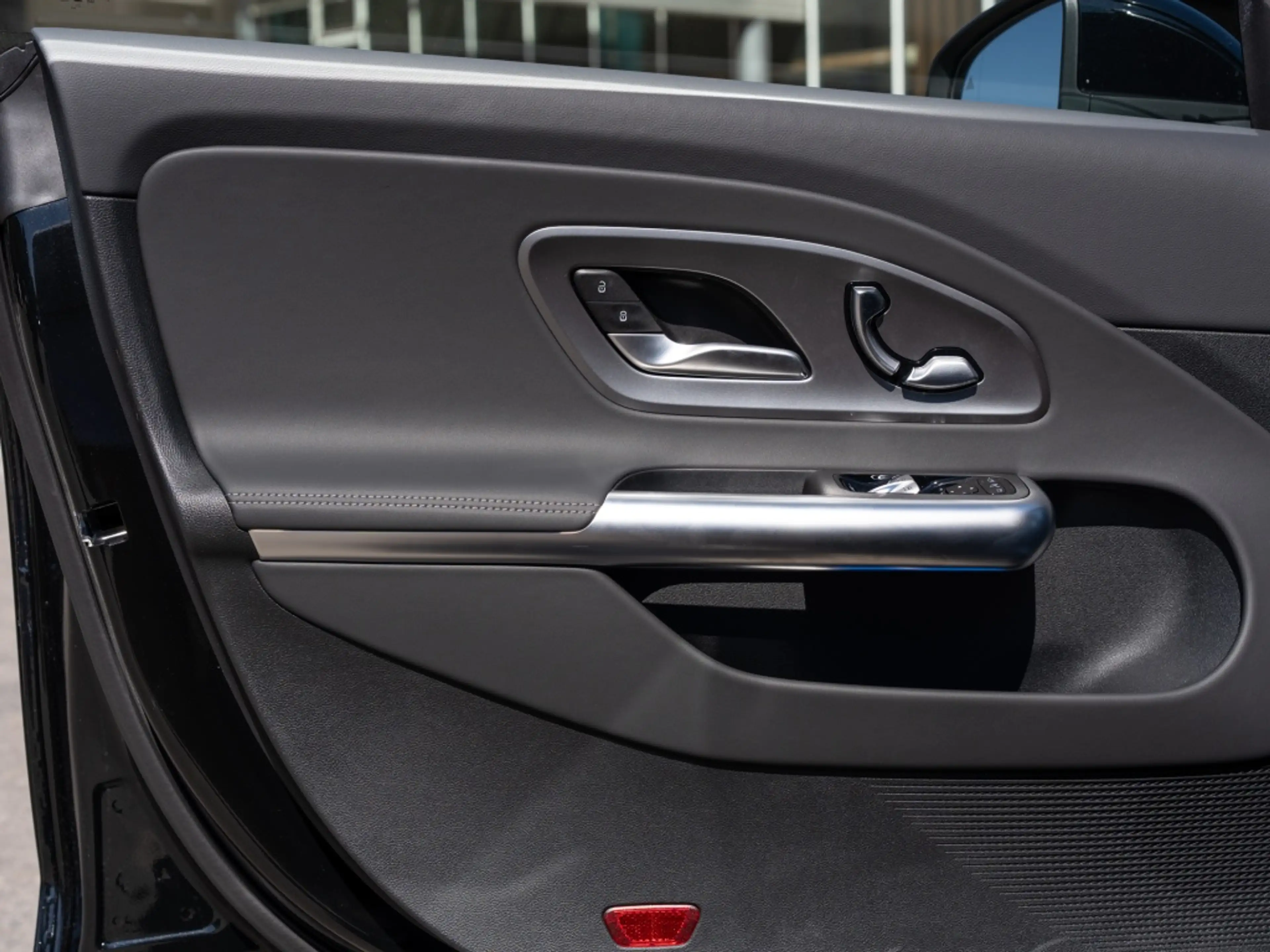 Mercedes-Benz CLA 250 + Shooting Brake mit EQ Technologie MEMO — photo 12