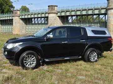L200 Pick Up 4x4 Autm. Double Cab Edition 100
