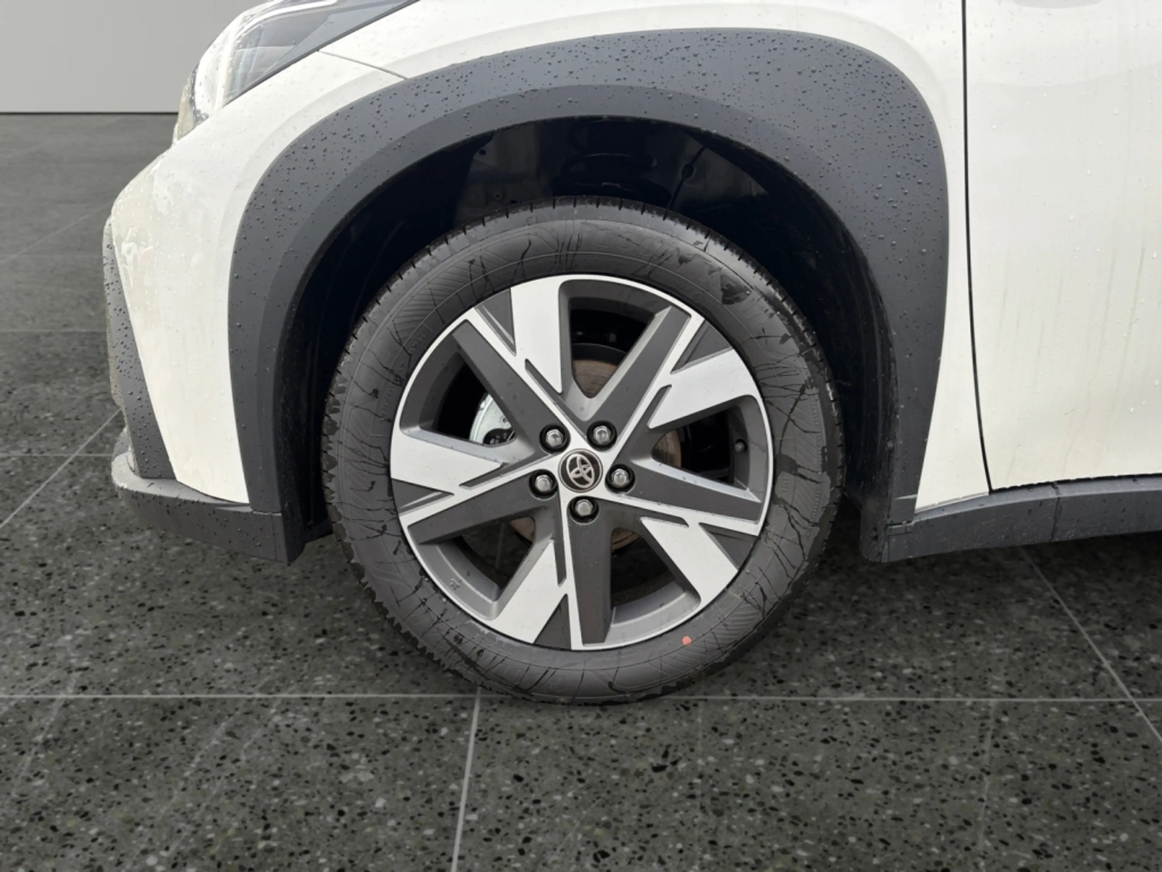 Toyota Aygo X 1,5 l Active CVT — photo 15
