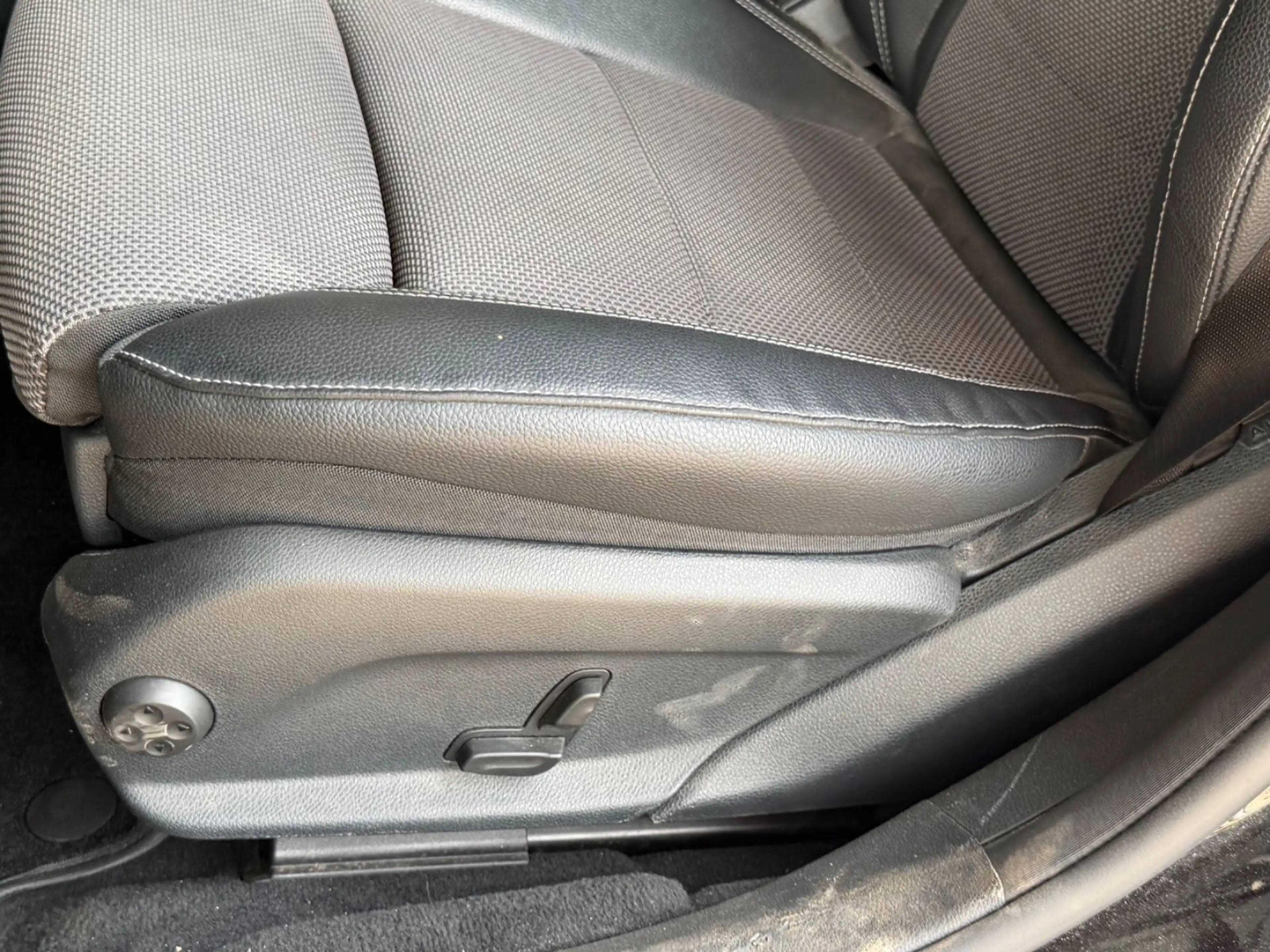 Mercedes-Benz E 220 E T-Modell E 220-TOP ZUSTAND — photo 11