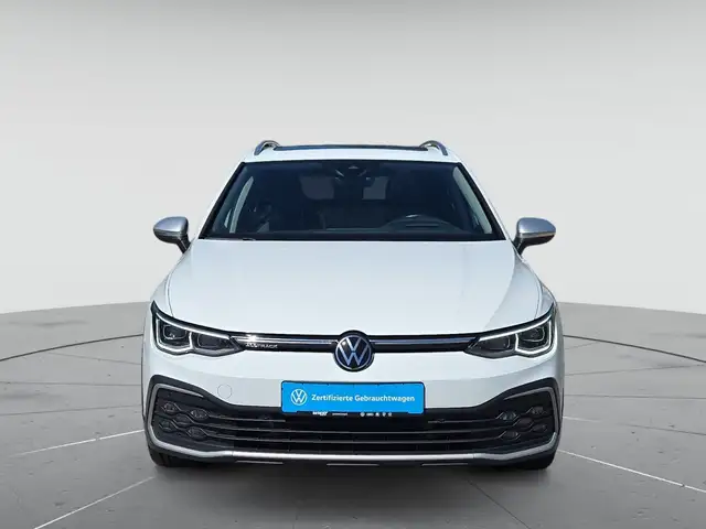 Volkswagen Golf view 2