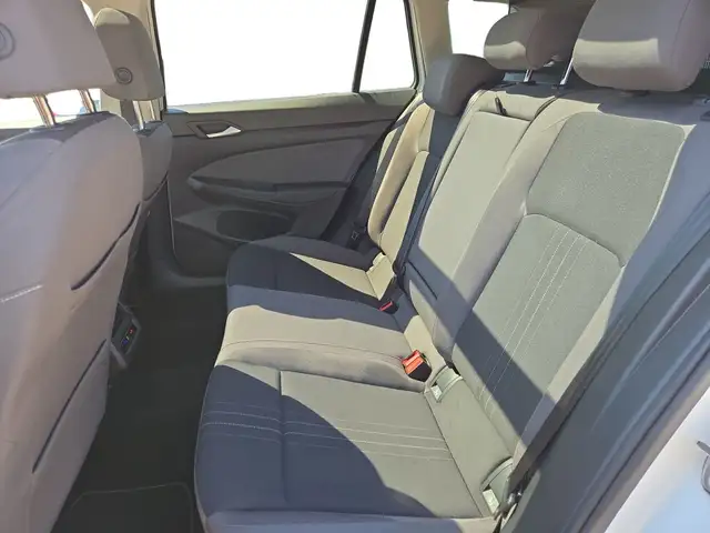 Volkswagen Golf view 10