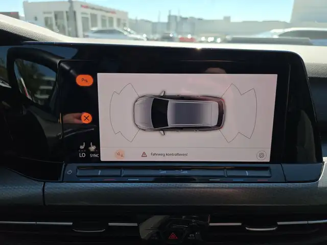 Volkswagen Golf view 19