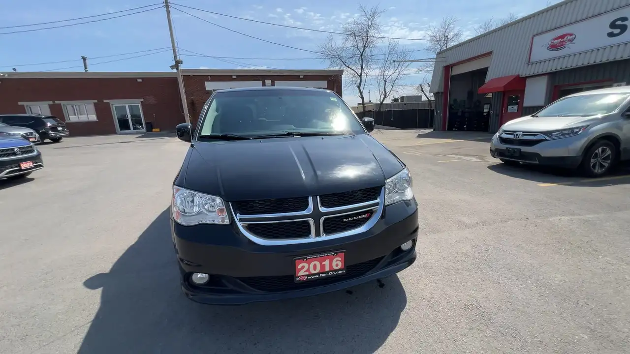 Dodge Grand Caravan снимка Dodge Grand Caravan