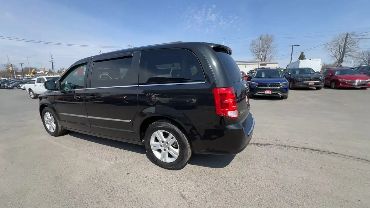 Dodge Grand Caravan снимка Dodge Grand Caravan