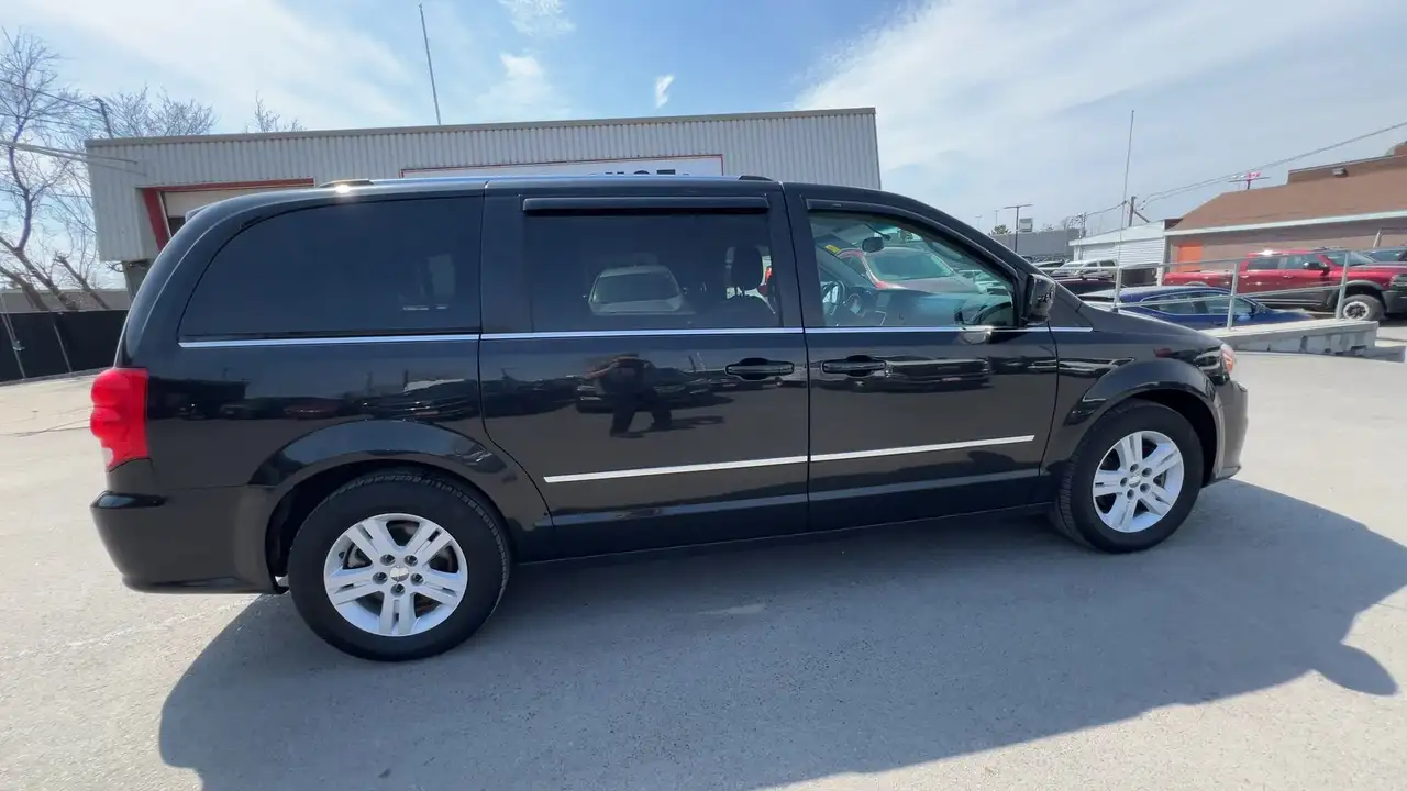 Dodge Grand Caravan снимка Dodge Grand Caravan