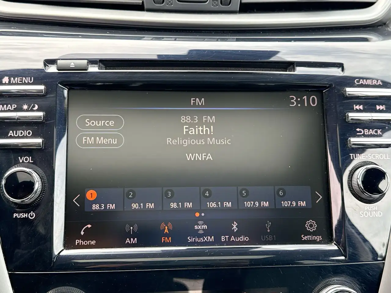Nissan Murano снимка Nissan Murano