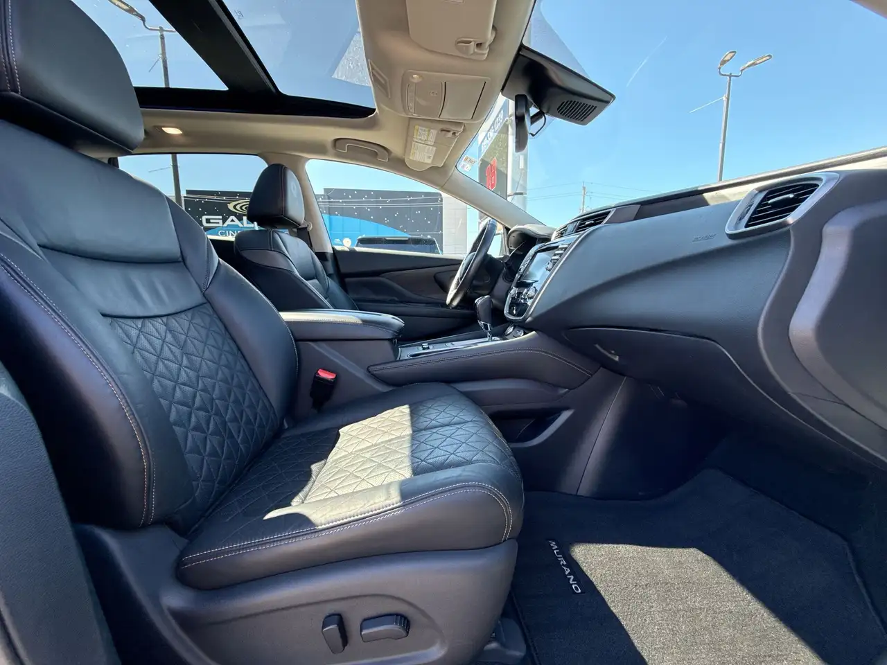 Nissan Murano снимка Nissan Murano