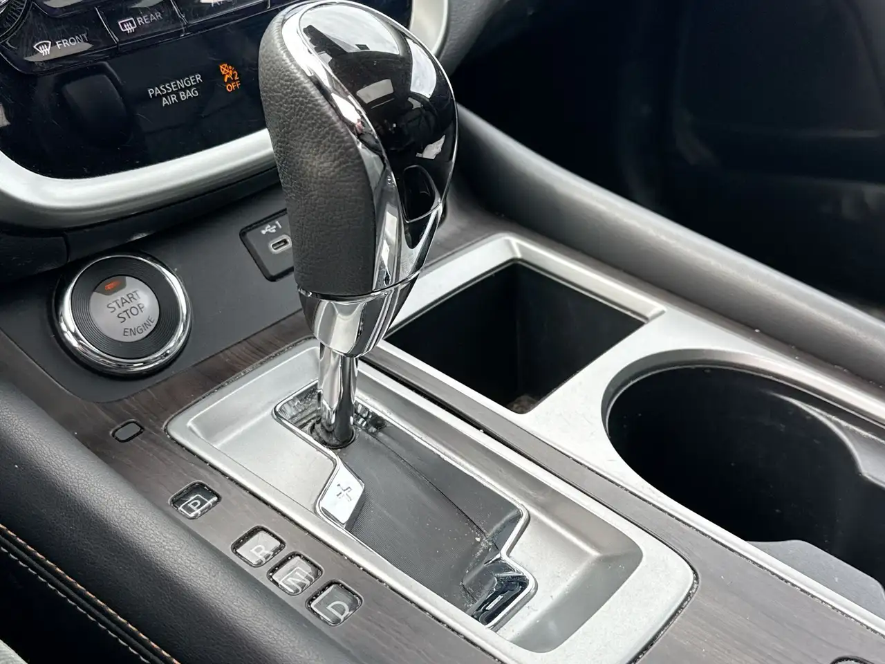 Nissan Murano снимка Nissan Murano