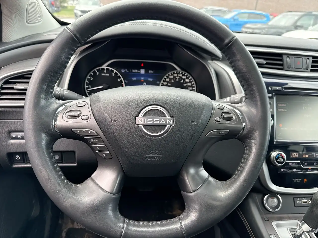 Nissan Murano снимка Nissan Murano
