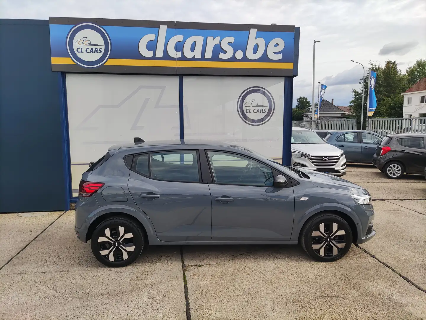 Dacia Sandero 1.0TCe 90 CVT Journey/Automaat/Navi/Cam/Cc/Bt Gris - 2