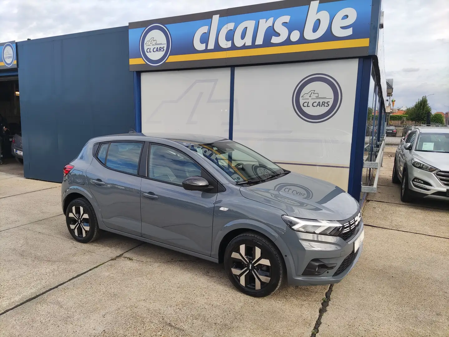 Dacia Sandero 1.0TCe 90 CVT Journey/Automaat/Navi/Cam/Cc/Bt Gris - 1