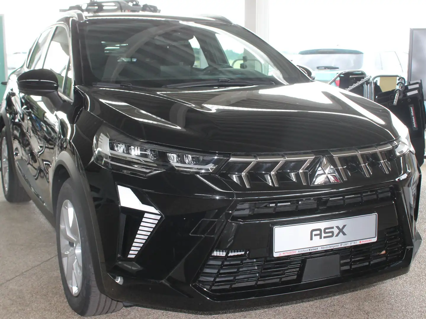 Mitsubishi ASX PLUS 1.3 T-Benziner 7-DCT Noir - 1