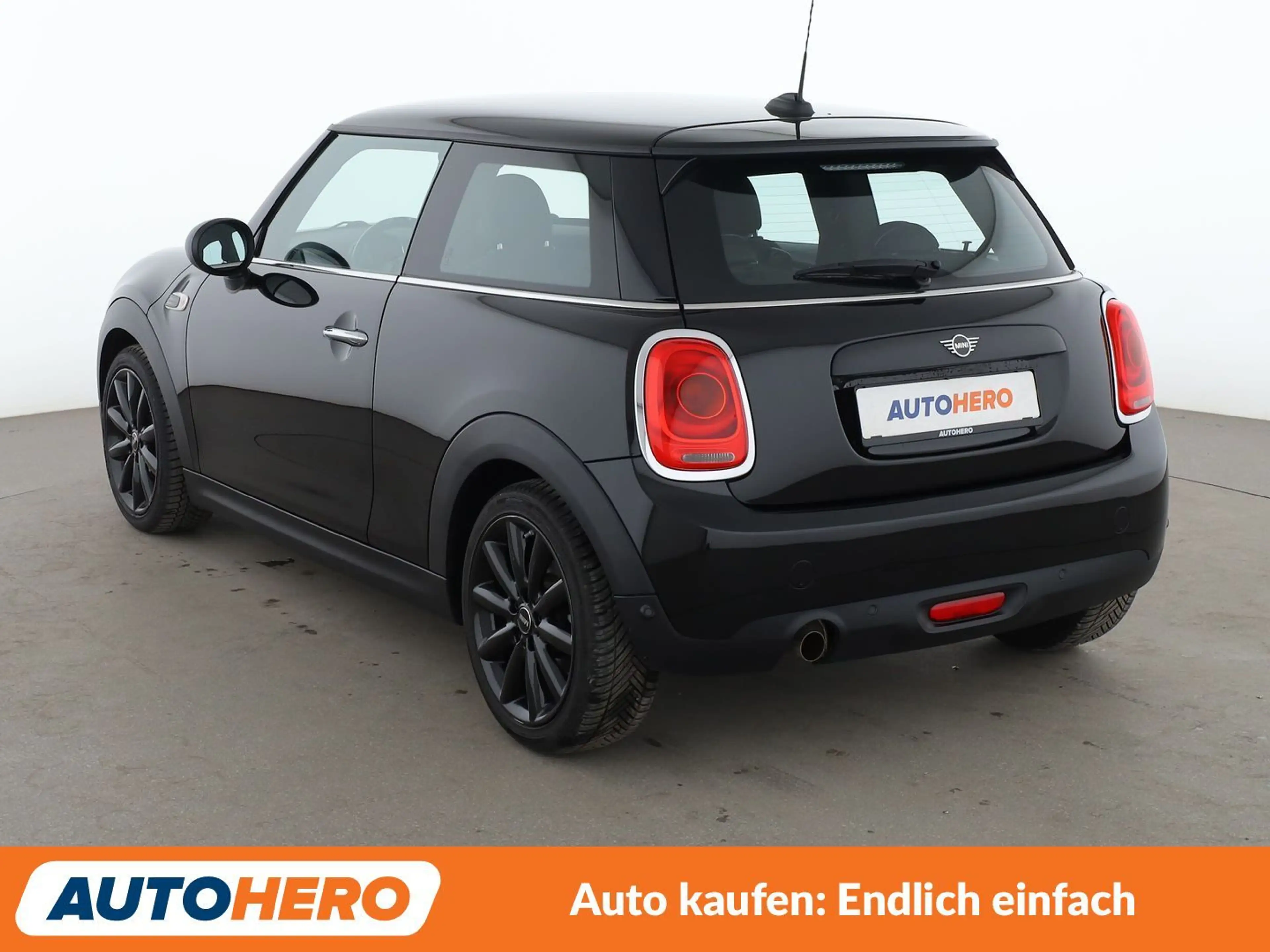 MINI One One*LIM*PDC*SHZ*ALU*KLIMA* — photo 4