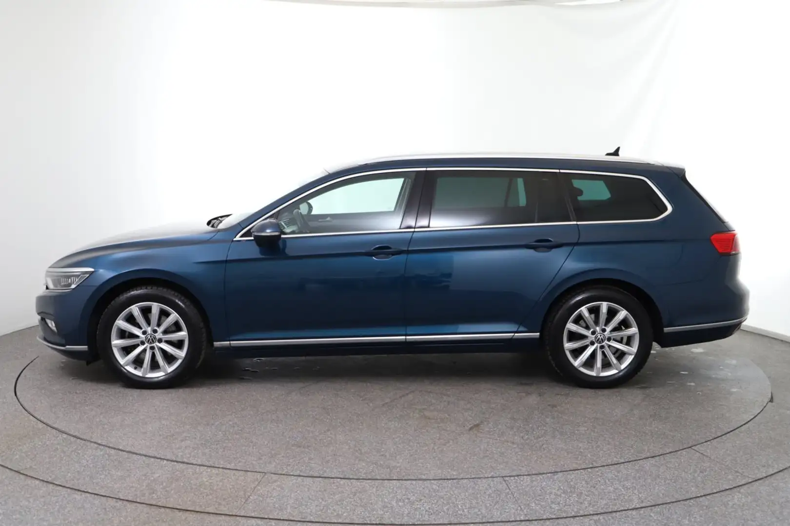 Volkswagen Passat Variant Elegance TDI Blau - 2