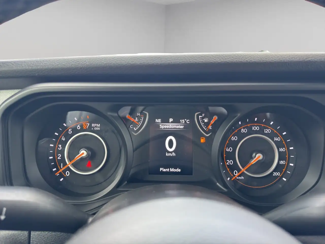 Jeep Gladiator снимка Jeep Gladiator