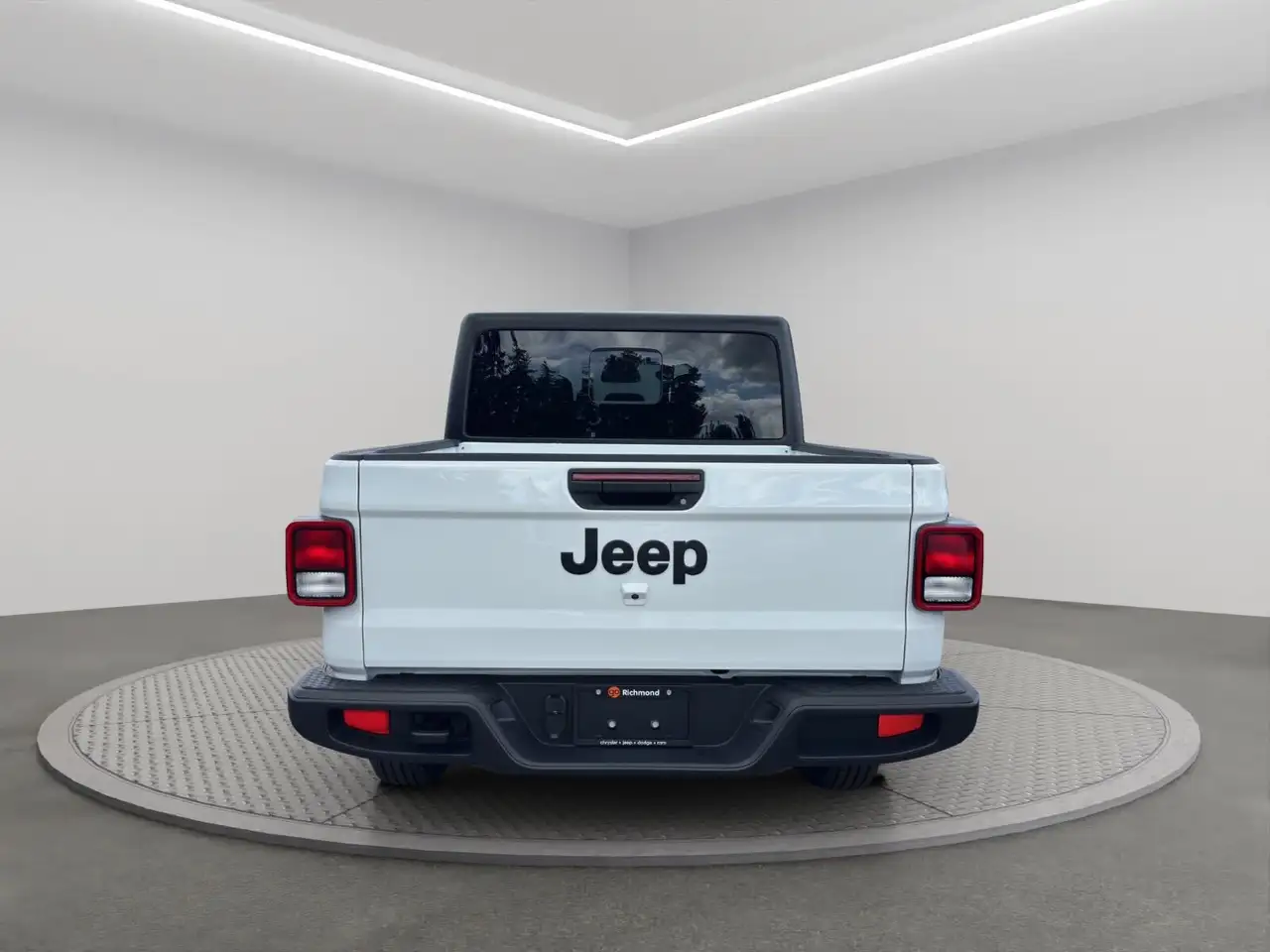 Jeep Gladiator снимка Jeep Gladiator