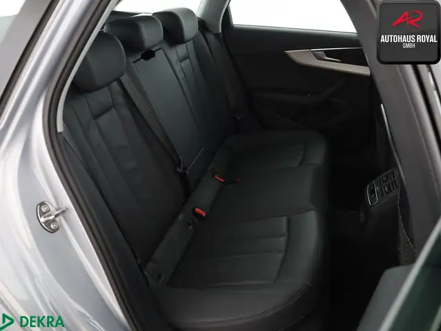 Audi A4 view 12