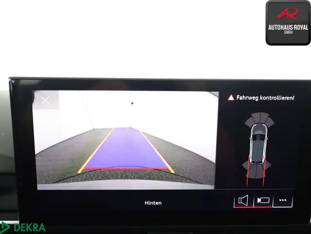 Audi A4 view 14