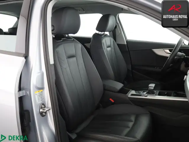 Audi A4 view 11