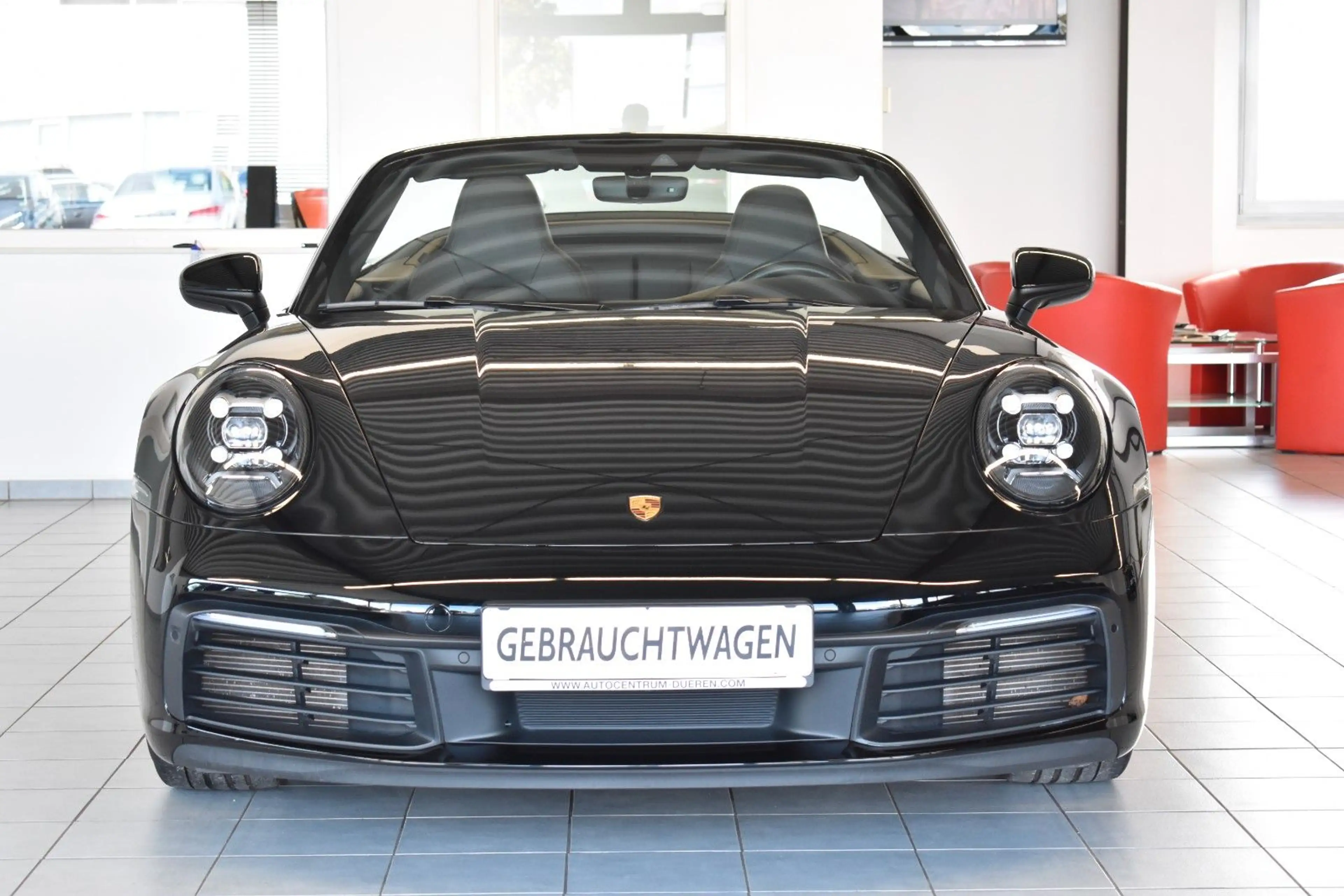Porsche 992 — photo 4