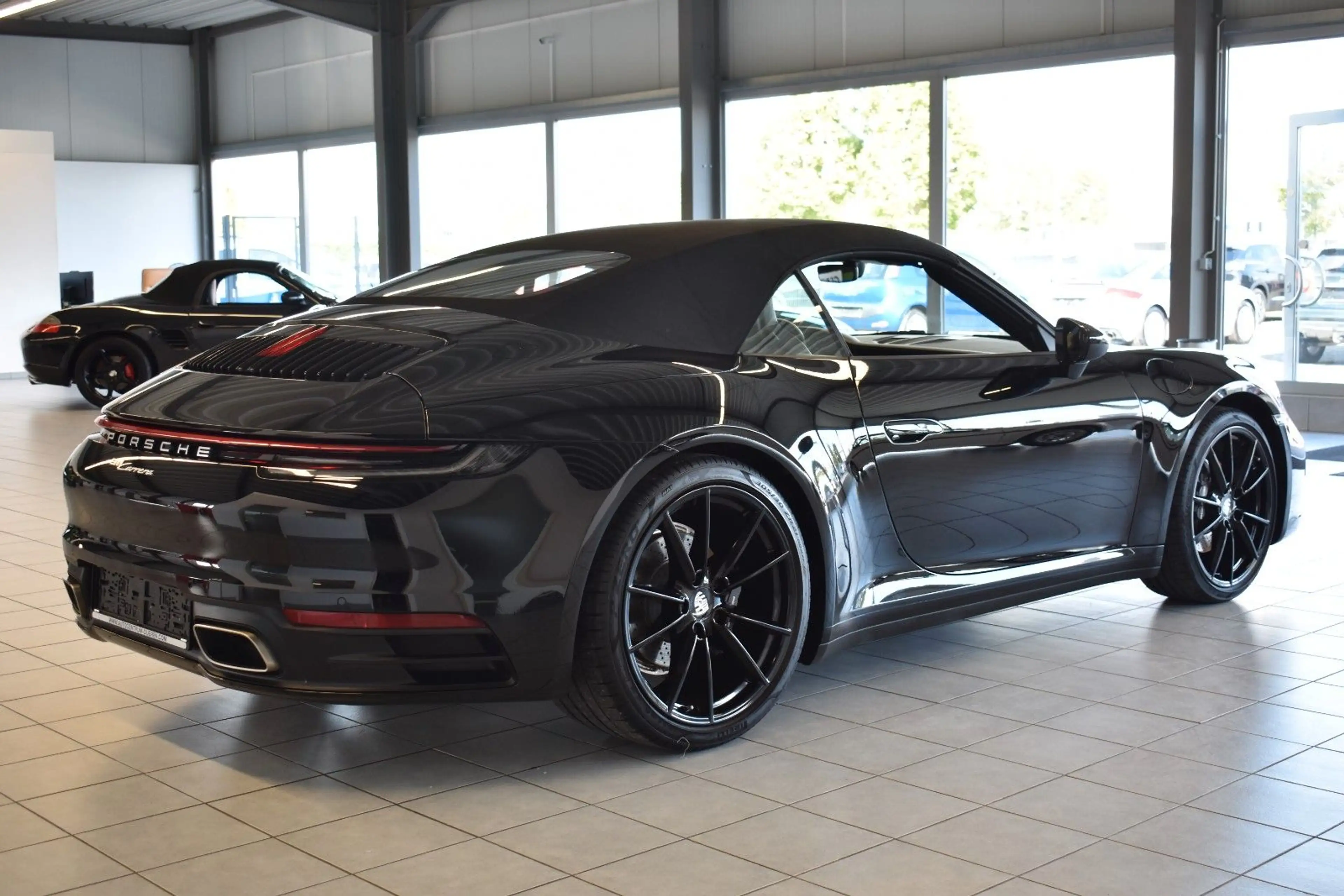 Porsche 992 — photo 12