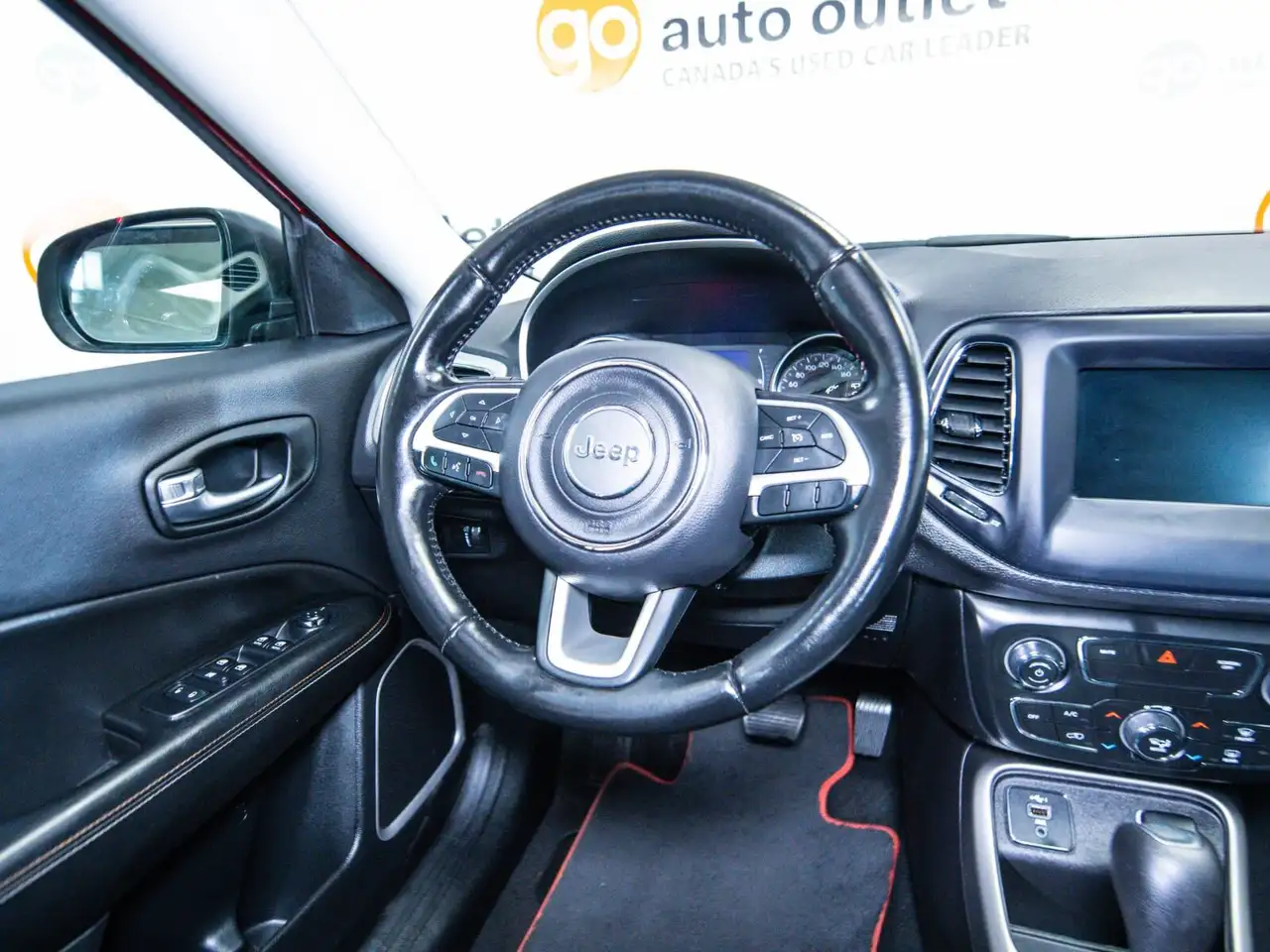 Jeep Compass photo Jeep Compass