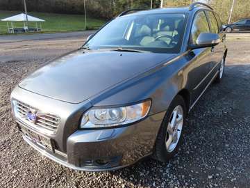 2.0 Momentum, 1.Hd, Bi-Xenon, Standheizung