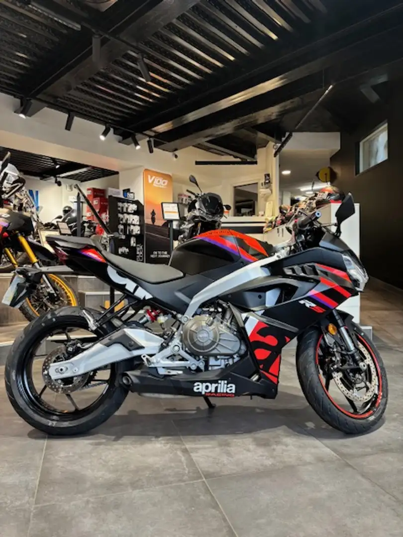Aprilia RS 457 Чёрный - 1