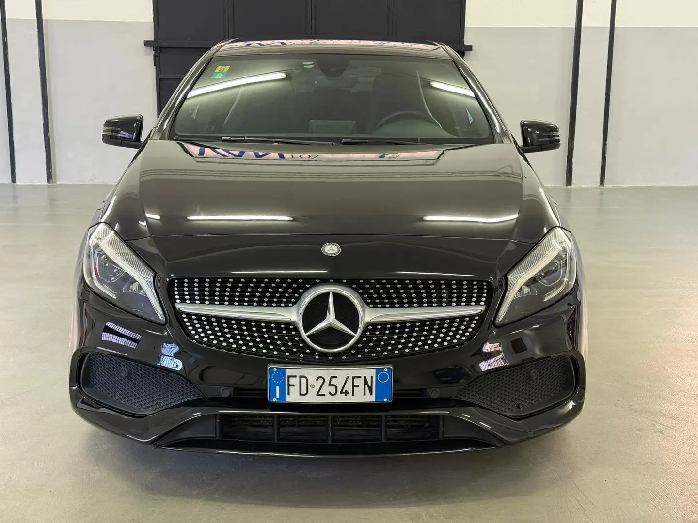 Mercedes-Benz A 160 CDi Premium AMG E6 Iva Esposta Noir - 2