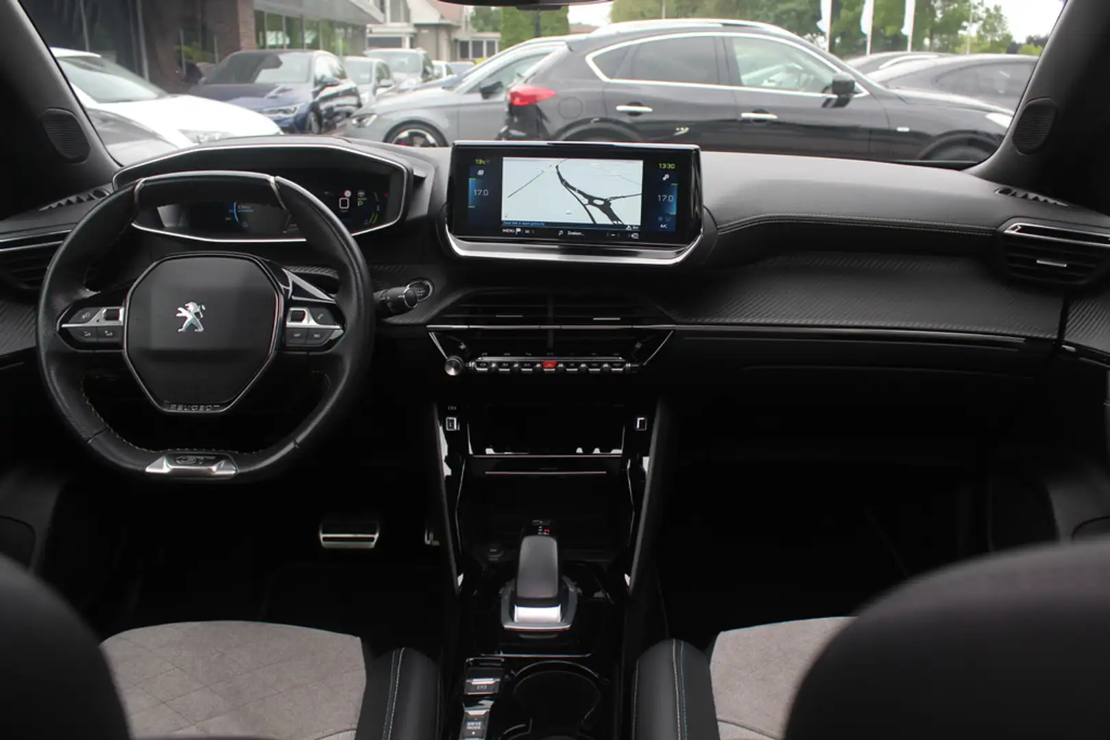 Peugeot e-2008 EV GT 50 kWh / Panoramadak / Camera / Virtual Cock Noir - 2